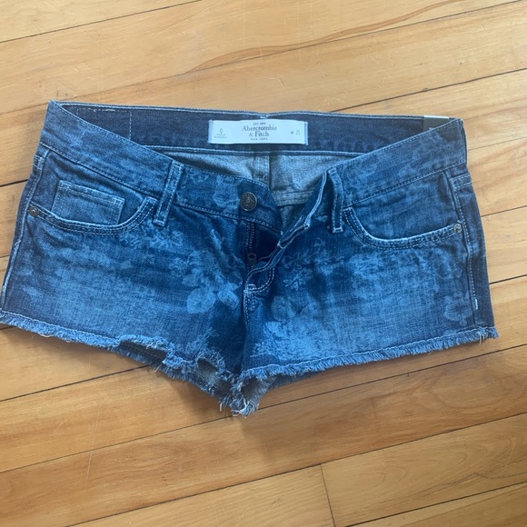 NWT Jean Shorts from Abercrombie - Picture 2 of 5